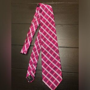 Brooks Brothers Pink and White Plaid Tie